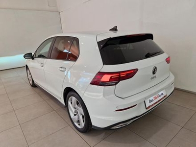 VW Golf GTE