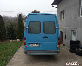 Mercedes-Benz Sprinter 412D (Microbuz)