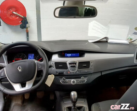 Renault Laguna dCi 110 FAP ECO2 Black Edition