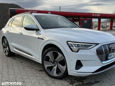 Audi e-tron 55 quattro advanced