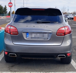 De vanzare Porsche Cayenne