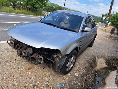 Dezmembrez Volkswagen Passat B5.5