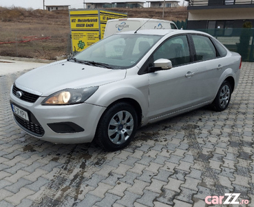 Ford focus, 2010, 1.6 benzina = rate cu buletinul