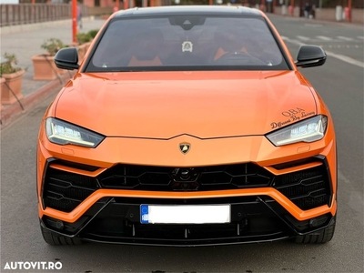 Lamborghini URUS