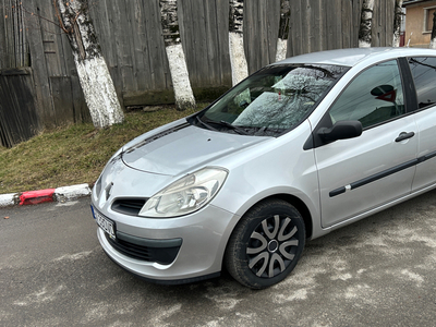 Renault Clio 2006 1.2bnz 75cp 203.000km