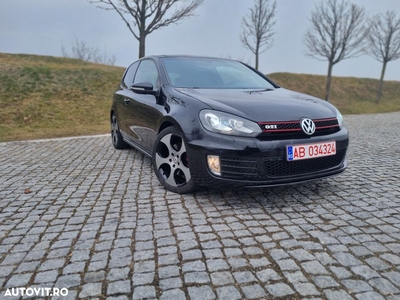 Volkswagen Golf 2.0 GTI