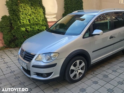 Volkswagen Touran 2.0 TDI Highline Aut