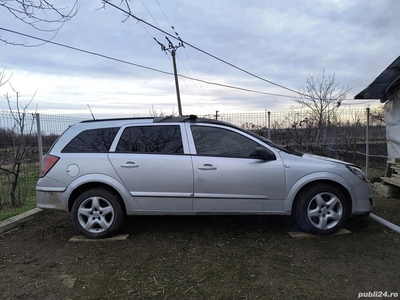 Opel Astra H 1.9 diesel avariat stanga