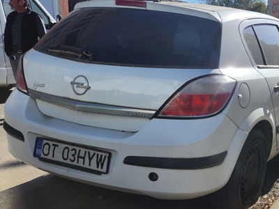 Opel Astra H