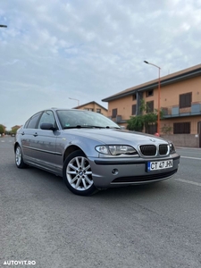 BMW Seria 3 318i