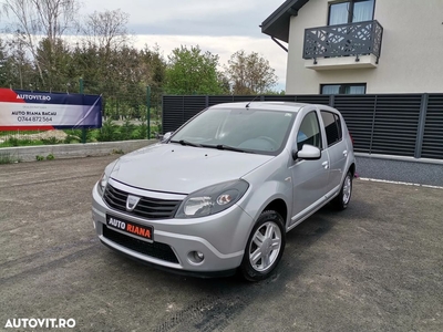 Dacia Sandero 1.2 16V 75 Laureate