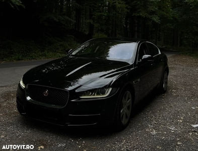 Jaguar XE 2.0 Portfolio