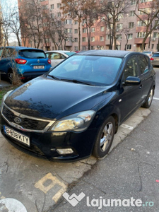 Kia Cee'd 2009 -1.4 benzină - 97000KM - inmatriculata persoana fizica