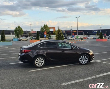 Liciteaza-Opel Astra 2015
