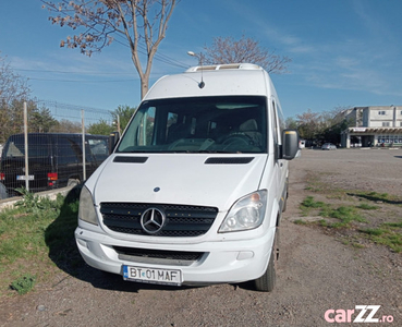 Mercedes sprinter 2011 microbuz 19 locuri