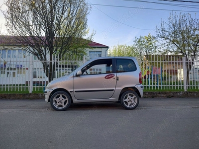 Microcar Aixam masina de la 16 ani