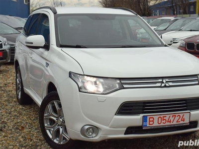 Mitsubishi Outlander 2.0 4WD Plug-In Hybrid