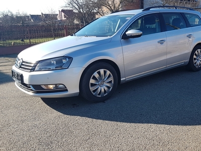 Vand VW Passat 2.0 tdi, 170 cp euro 5 model 2012