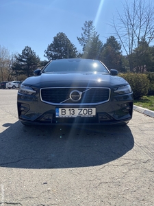 Volvo S60 generatia III T4 - R Design