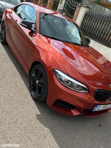 BMW M2 M240i AT