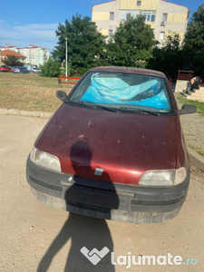 Fiat punto 1 pentru dezmembrat