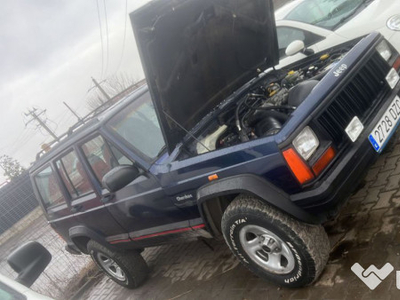 Jeep Cherokee Perfect interior-exterior