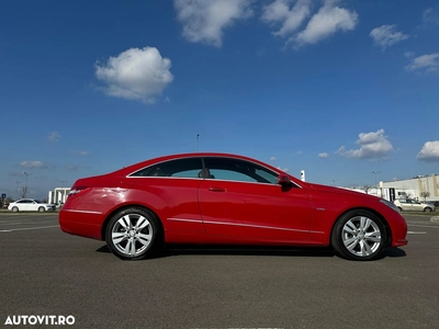 Mercedes-Benz E 220 CDI BlueEfficiency