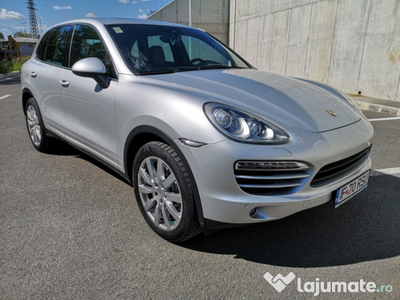 Porsche Cayenne 3.0 211 CP