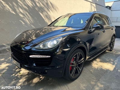 Porsche Cayenne Turbo V8 4.8L Aut.