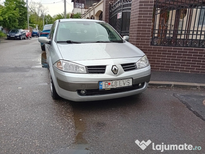 Renault Megane 2, an 2007, 1.6 benzina,157000 km Proprietar