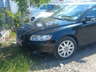 Volvo v50 an 2009