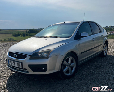 Mașina Ford focus