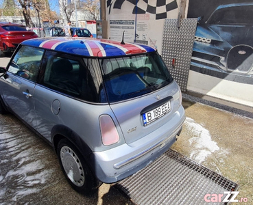 Mini Cooper One 2004