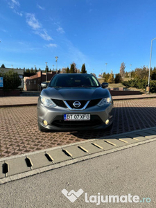 Nissan Qashqai model 2015