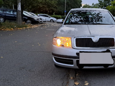 Skoda superb 1,2006.