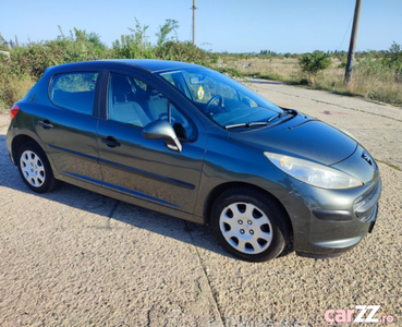 Peugeot 207 1.4 benzină an 04.12.2007 cu 5 uși