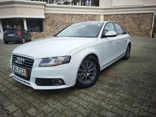 Audi A4 berlina, automat, 2012, navi, trapa, numere valabile