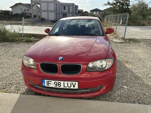 BMW Seria 1 - 2.0 benzina 2009 euro 5 stare buna