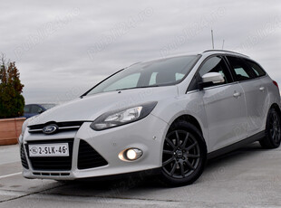 Ford Focus Titanium 2013, 1.6TDCI 115CP, Navigatie, Dublu Climatronic, Parktronic