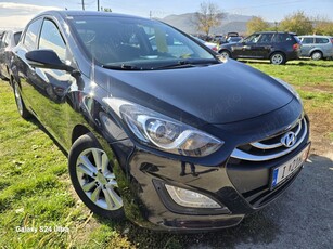 Hyundai i30 an 2014 , motor 1400 crdi