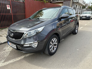 Kia Sportage 2.0crdi 185cp unic proprietar 4x4