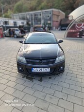 Opel Astra H GTC