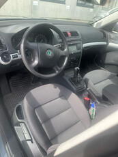 Skoda Octavia 2 motor 1.6 MpI