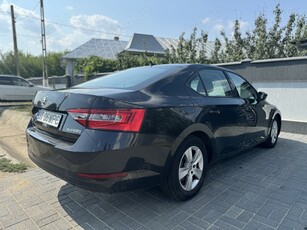 Skoda Superb 2.0tdi an 2020