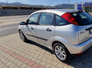 Vand Ford Focus Hatchback 2004 diesel