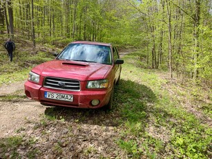 Vând sau schimb Subaru Forester