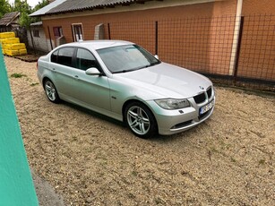 BMW Seria 3 325xi Touring