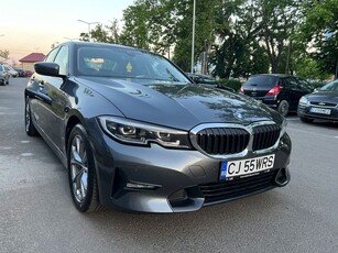 BMW Seria 3 330i AT