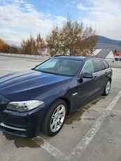 BMW Seria 5 520d xDrive Touring Aut.