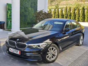 BMW Seria 5 525d Aut. Luxury Line